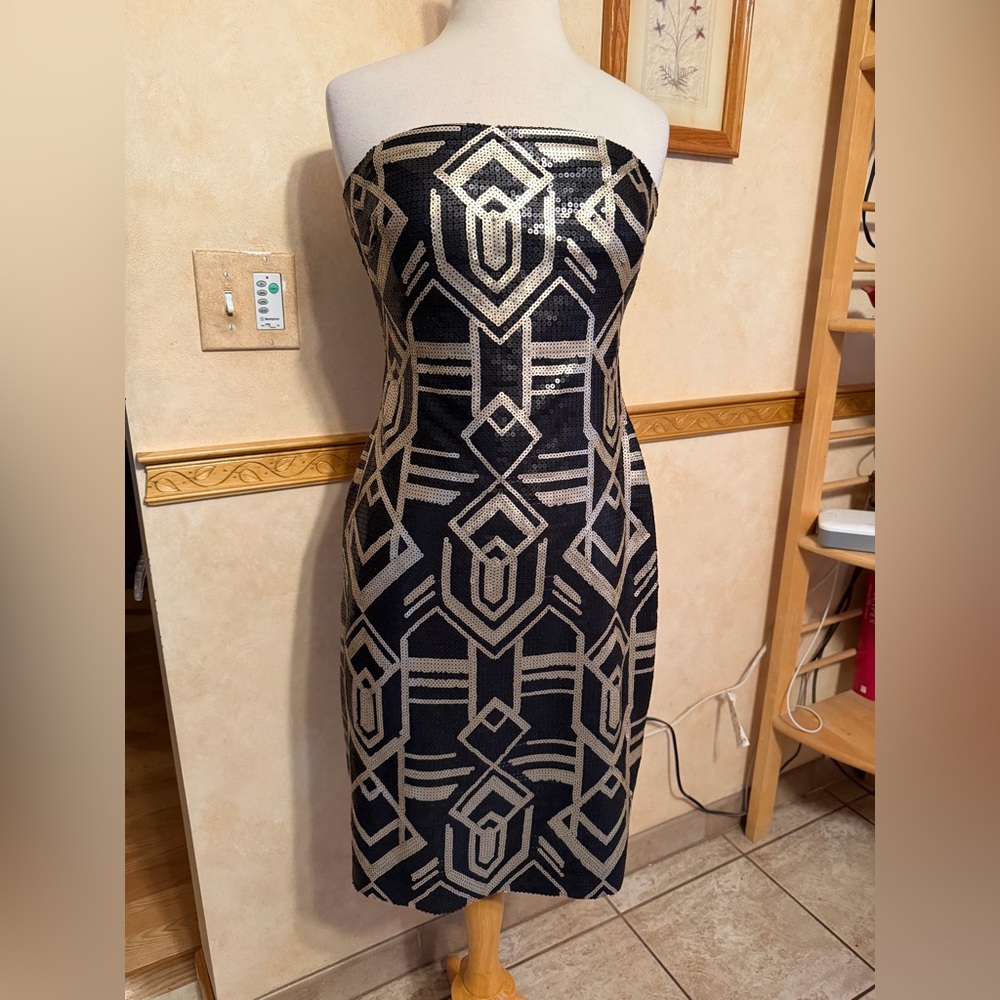 Lauren Ralph Strapless Black Dress with Gold Geometric Sequin Pattern size 8